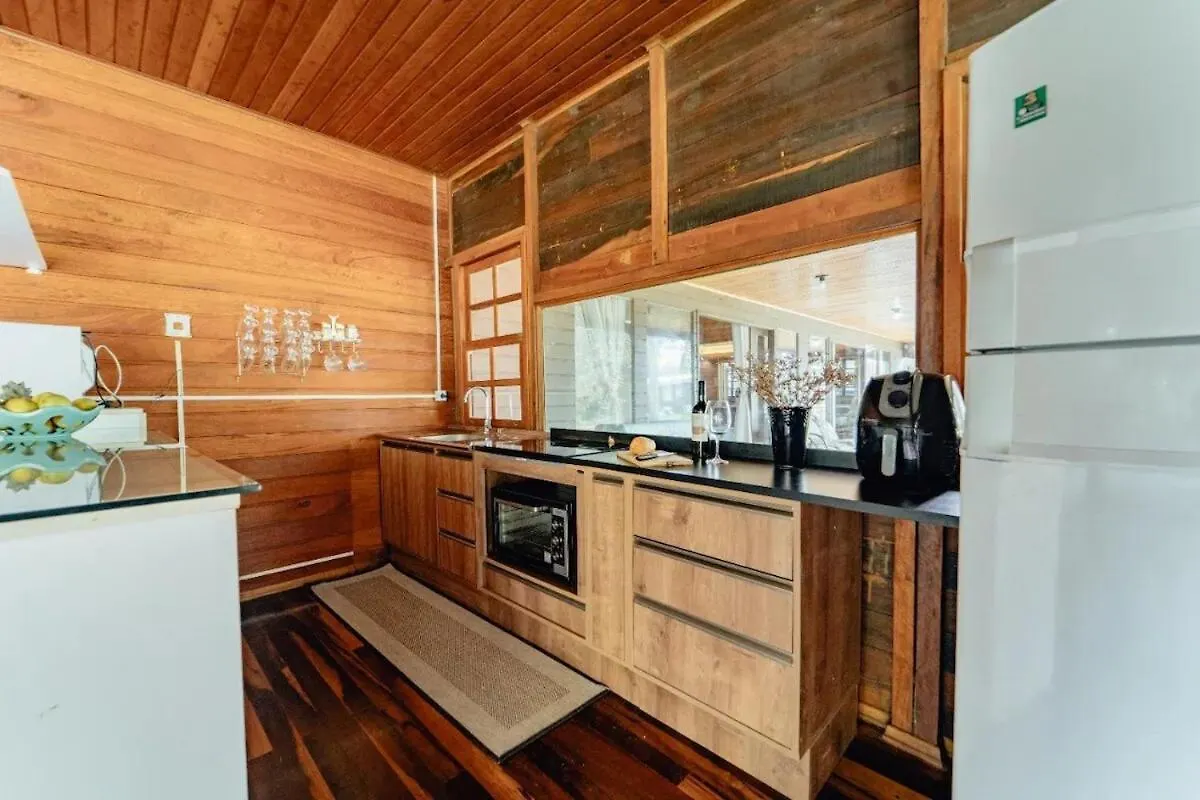 Rustic House On Armacao Beach Florianópolis 0*,  巴西